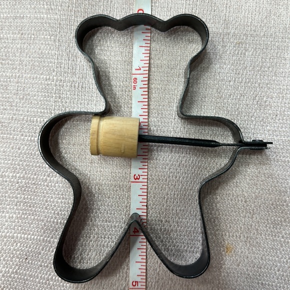 Kitchen Connection metal pancake or egg shapers can be used as cookie cutters to - Picture 2 of 7